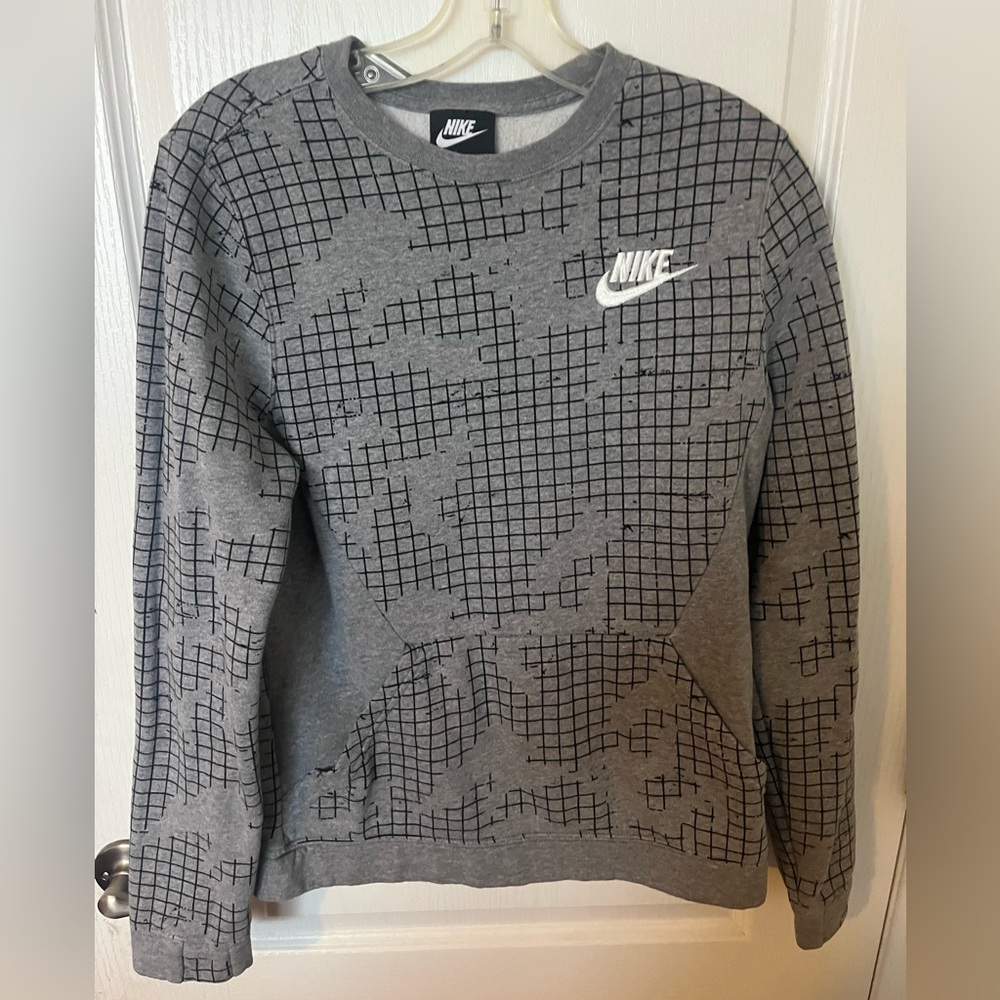 Nike crewneck w pockets